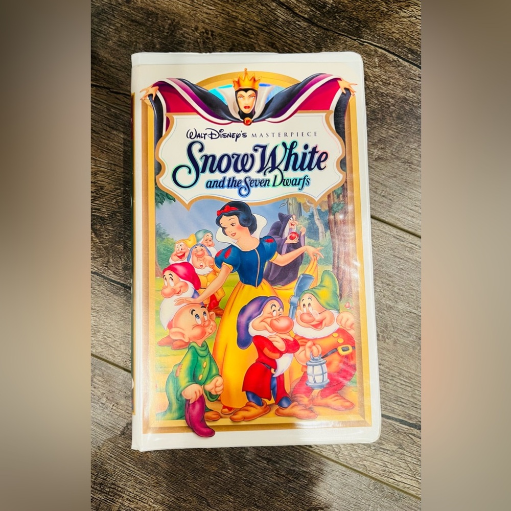Disney’s Snow White and the Seven Dwarfs VHS Tape | Masterpiece Collection